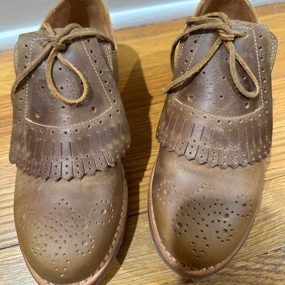 Penelope Chivers Leather Shoe in Biscuit (size 39.5) - New without tags